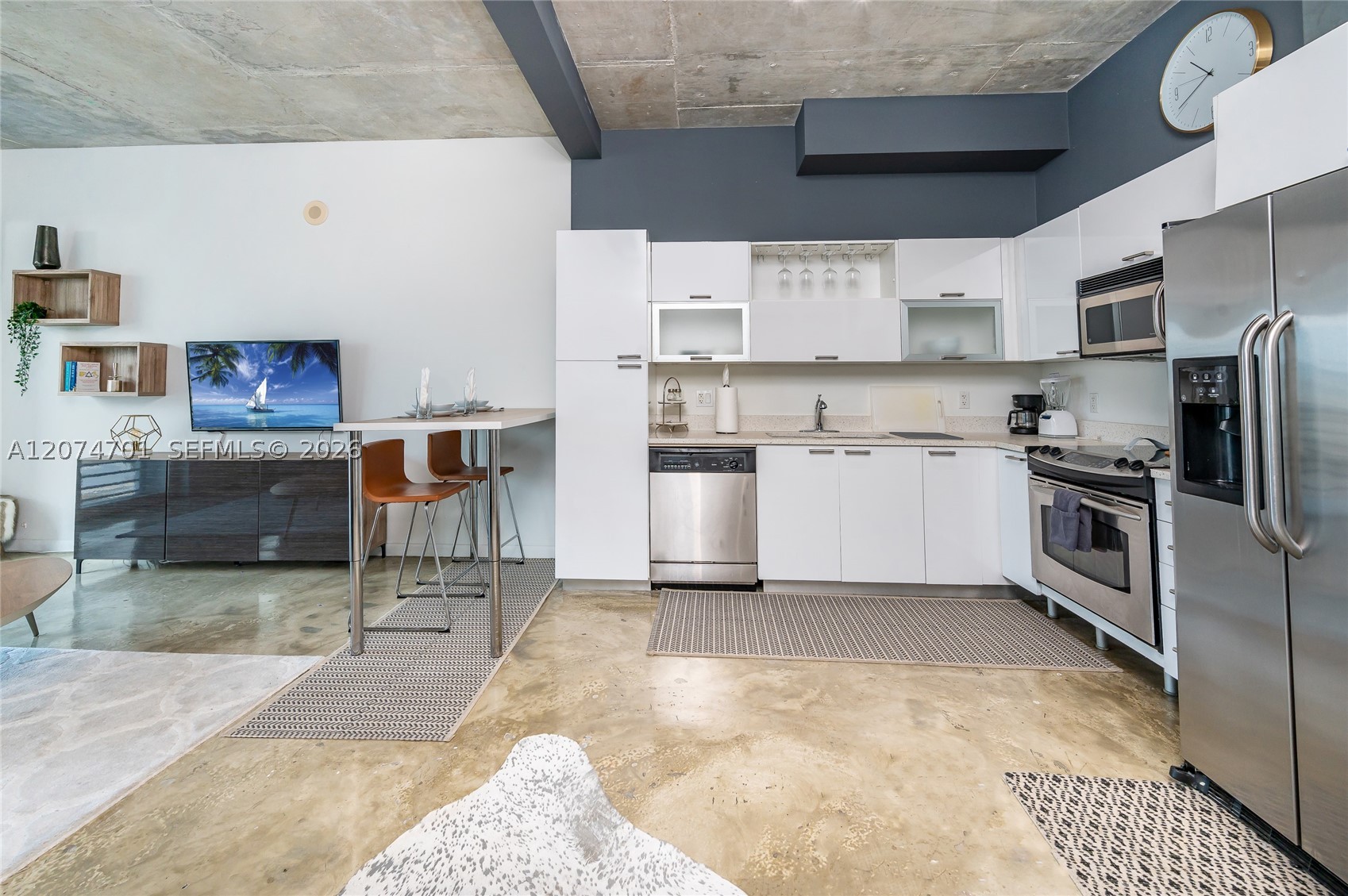 image Loft Downtown I14