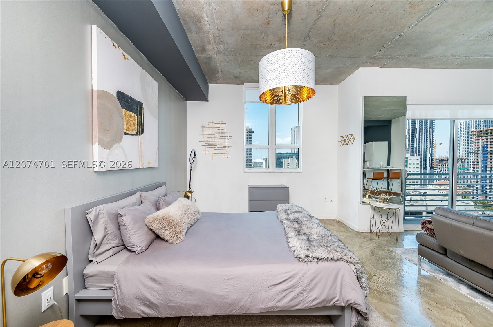 image Loft Downtown I16