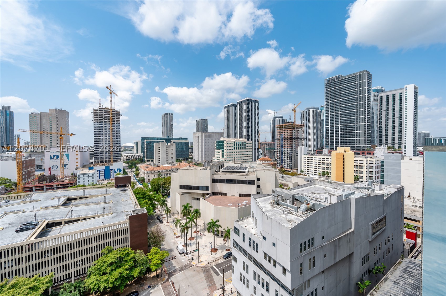 image Loft Downtown I21