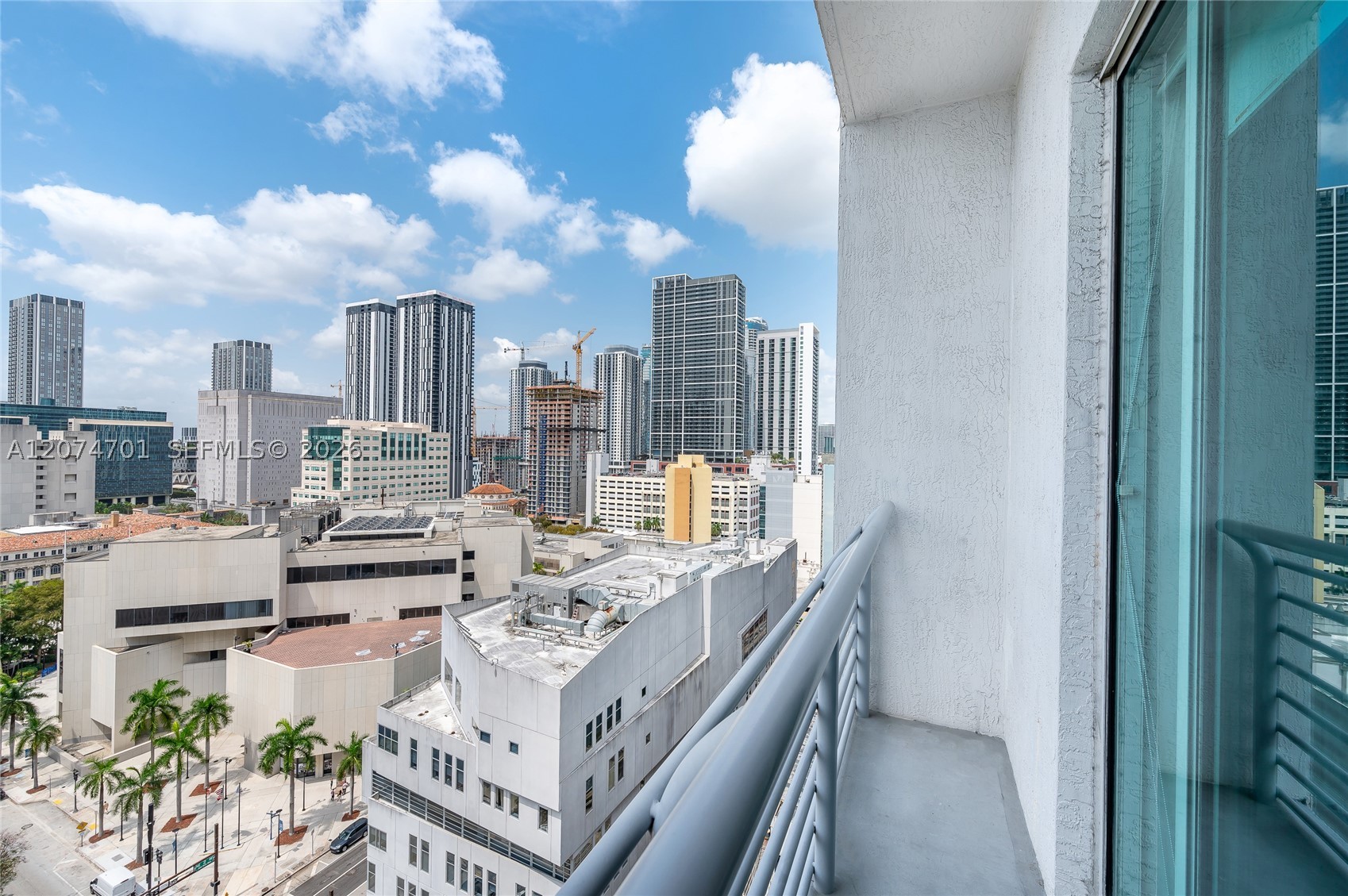 image Loft Downtown I22