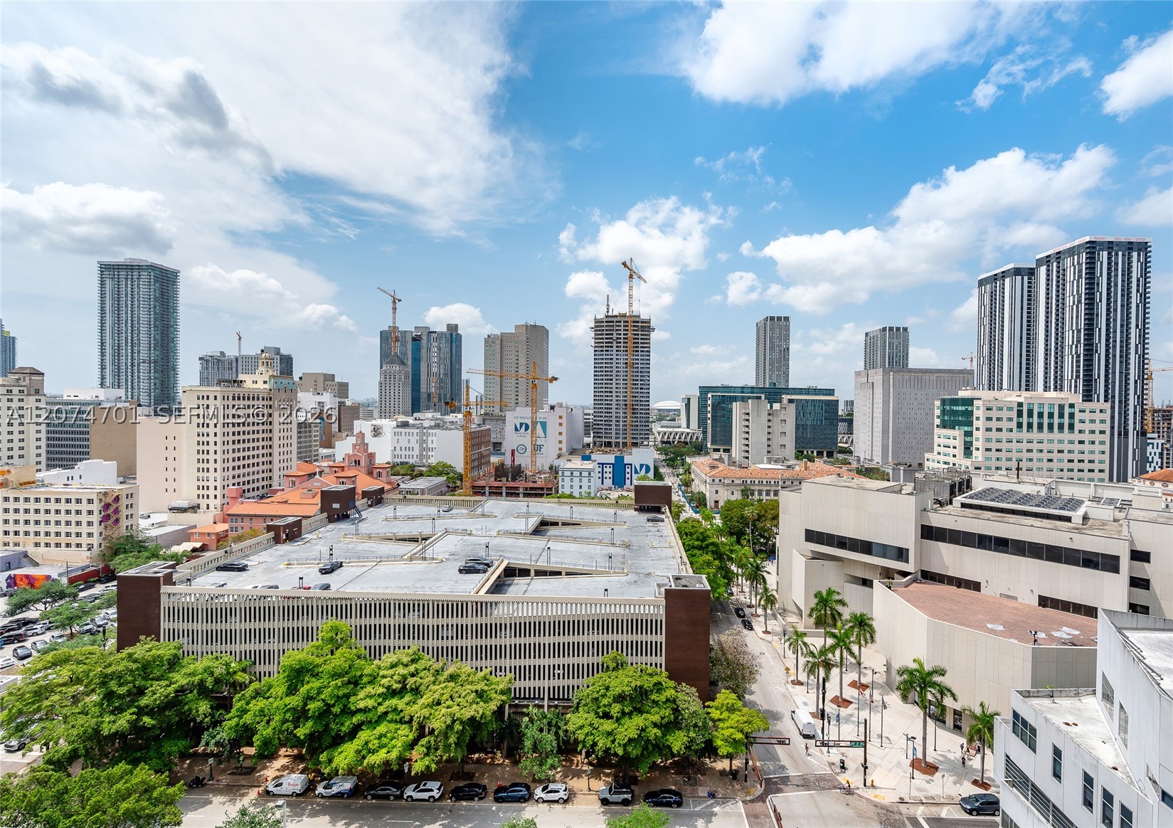 image Loft Downtown I23