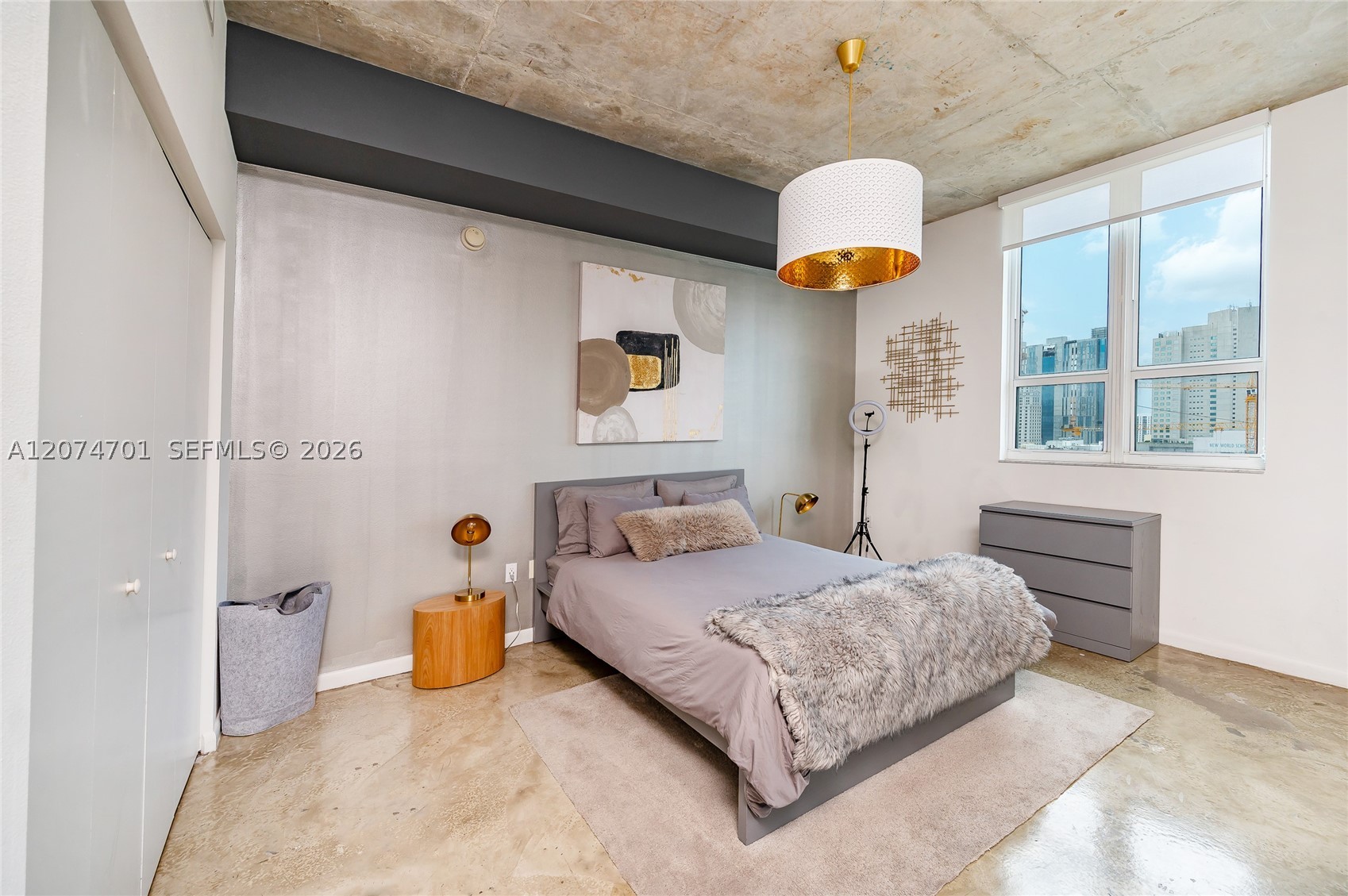 image Loft Downtown I7