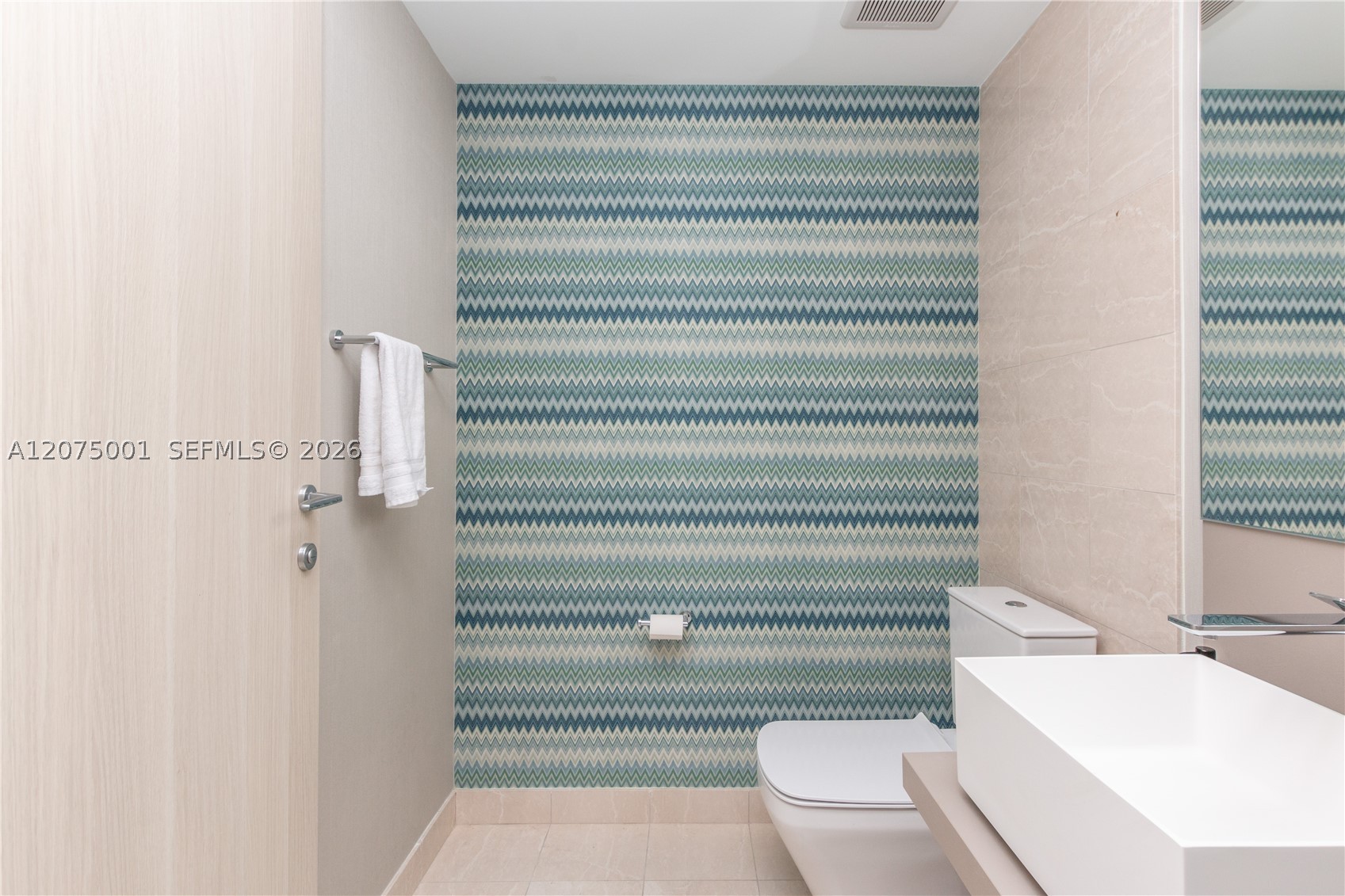 1000 Brickell Plz #3201 Miami, FL 33131