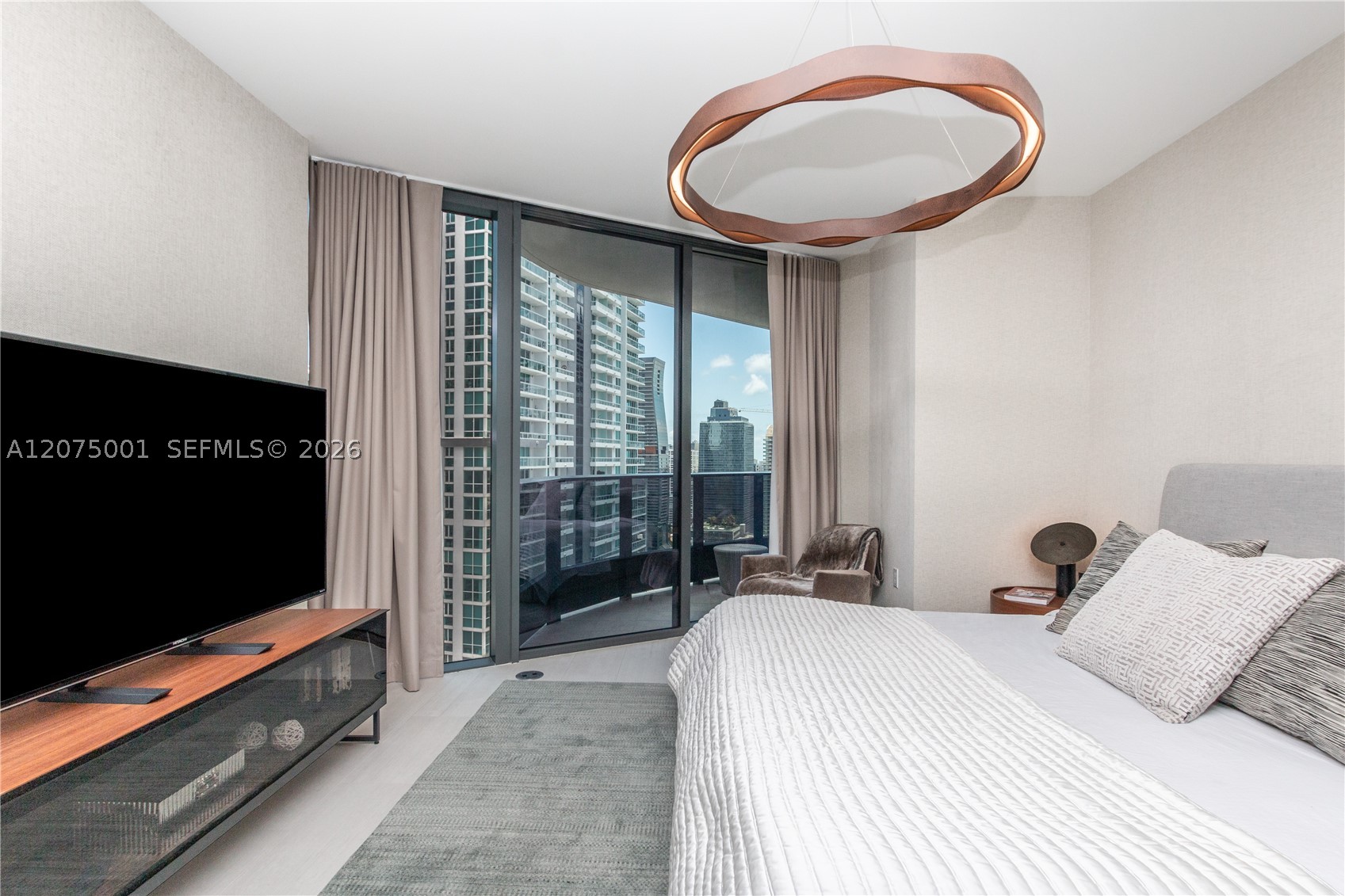 1000 Brickell Plz #3201 Miami, FL 33131