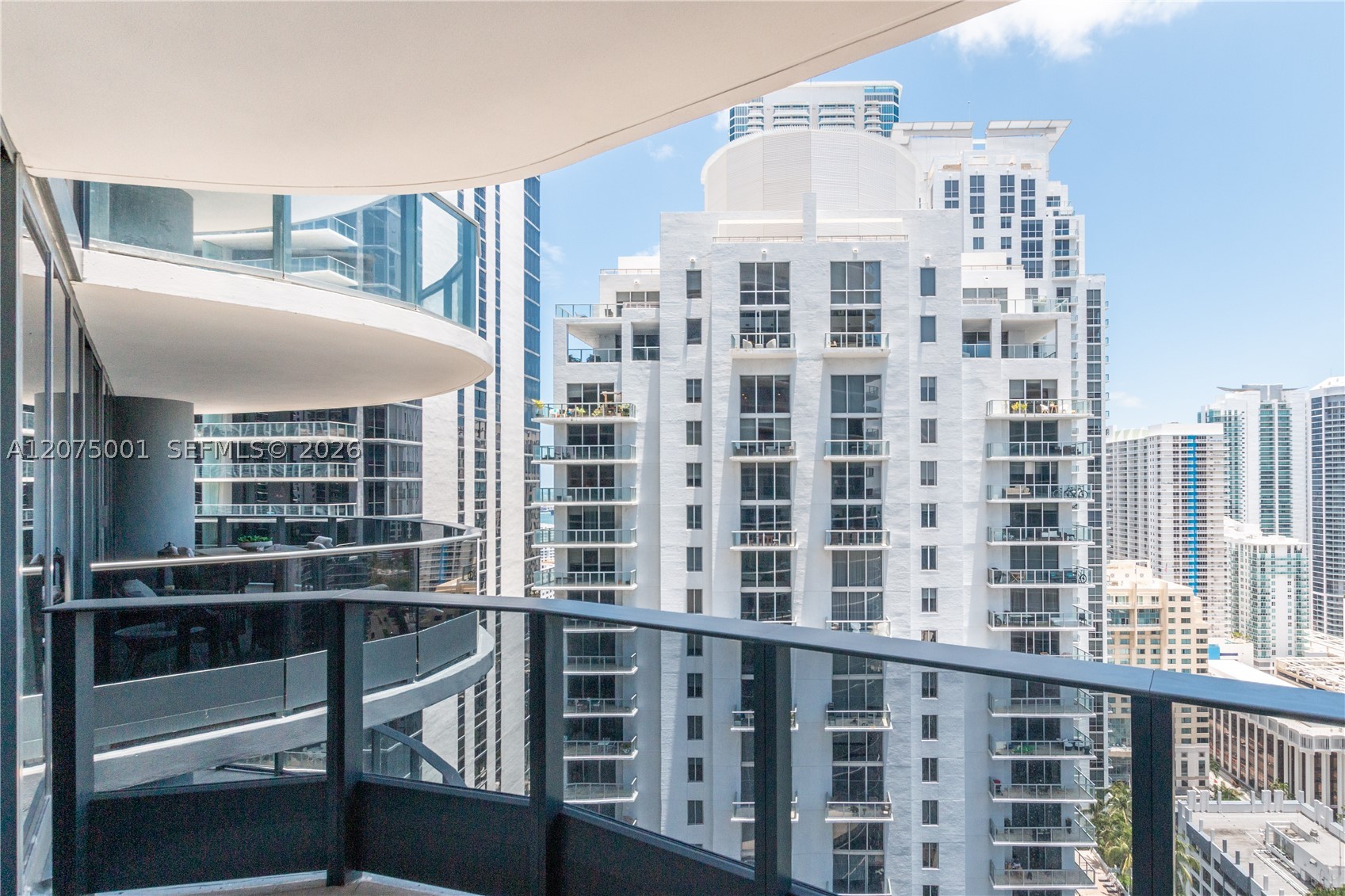 1000 Brickell Plz #3201 Miami, FL 33131