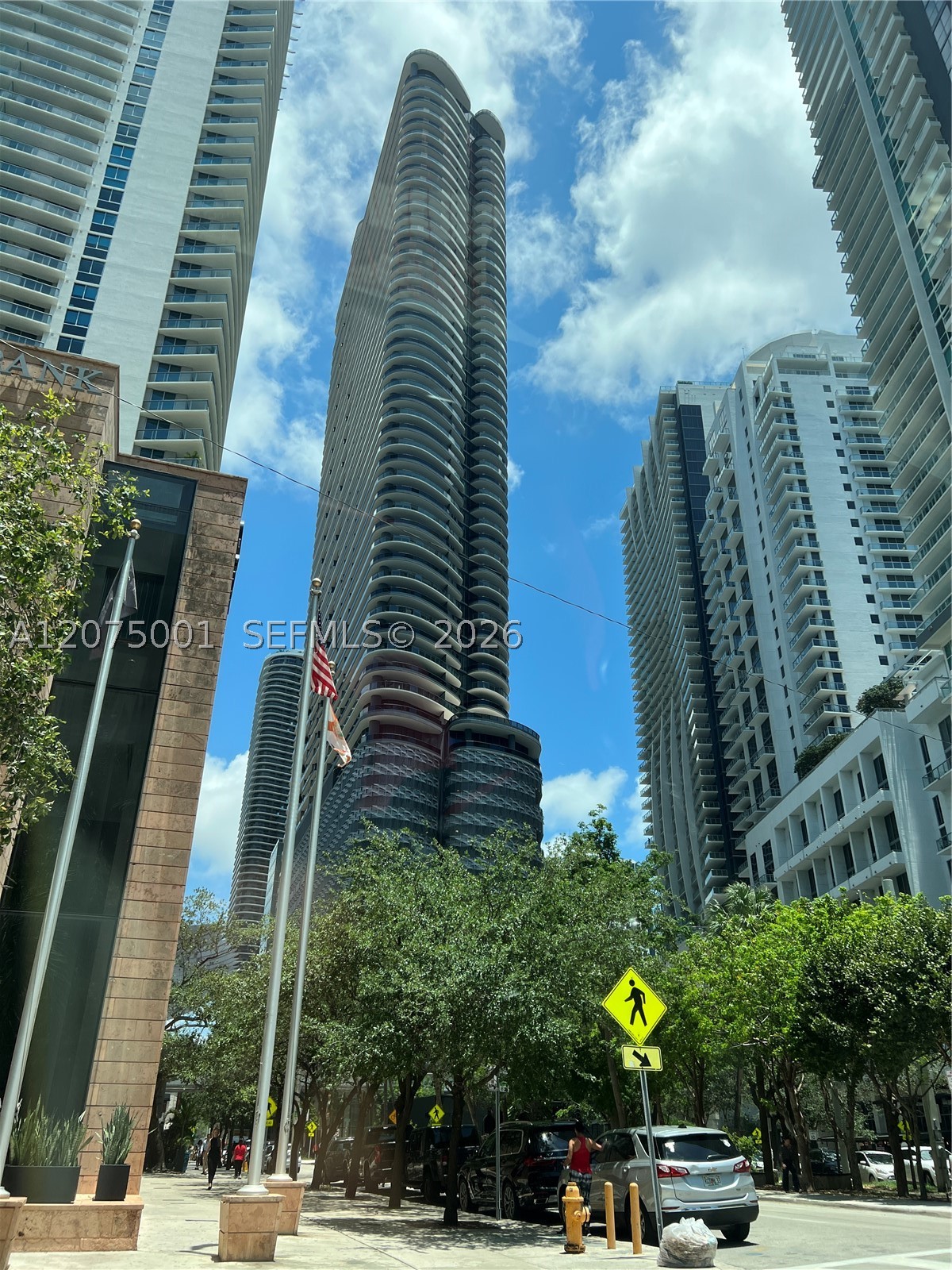 1000 Brickell Plz #3201 Miami, FL 33131