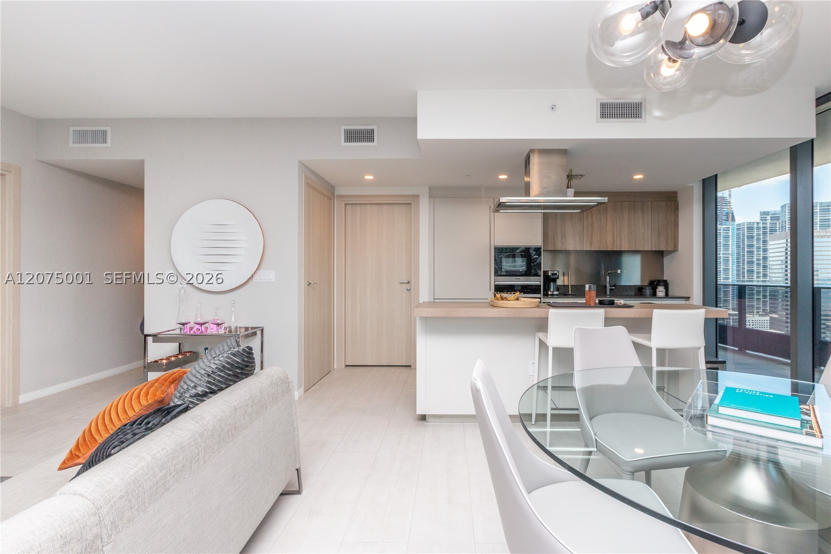 1000 Brickell Plz #3201 Miami, FL 33131