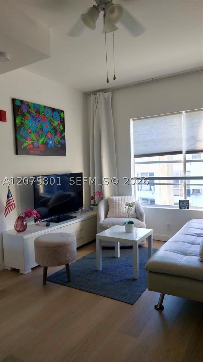 1358 Pennsylvania Ave #301