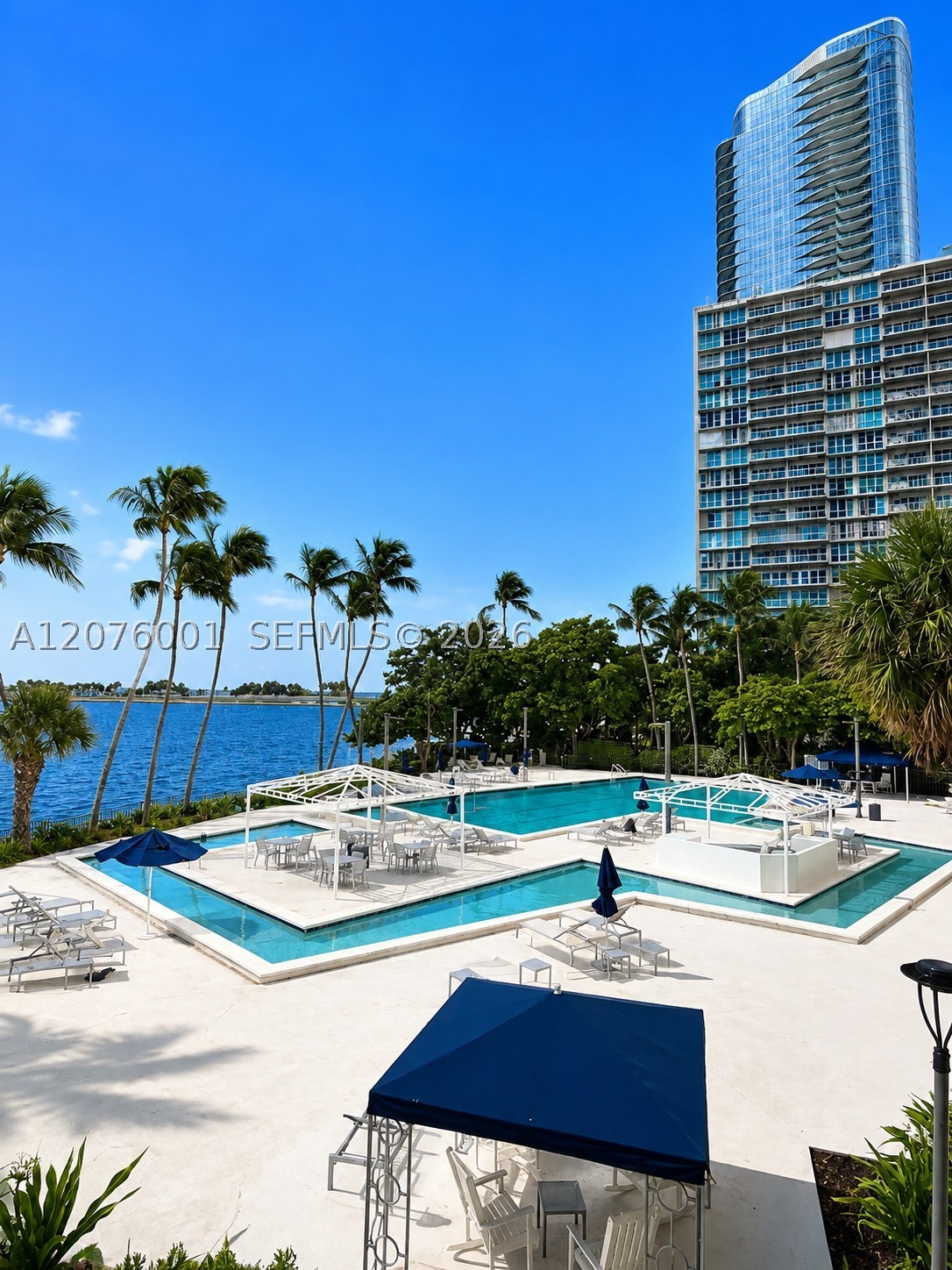 image Brickell Bay Club10
