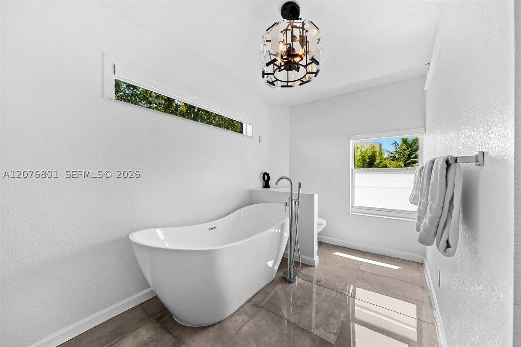 1617 SW 17th Ave Fort Lauderdale, FL 33312