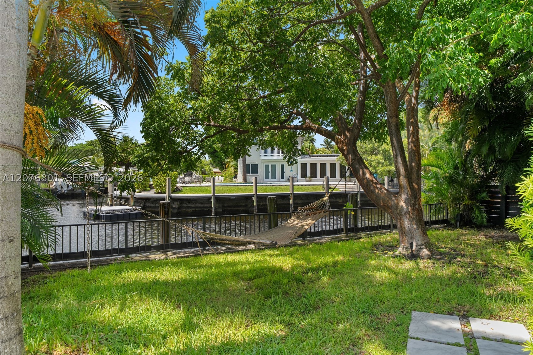 1617 SW 17th Ave Fort Lauderdale, FL 33312
