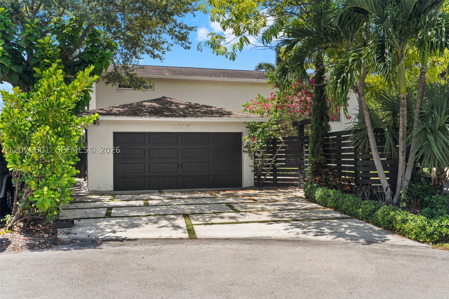 1617 SW 17th Ave Fort Lauderdale, FL 33312
