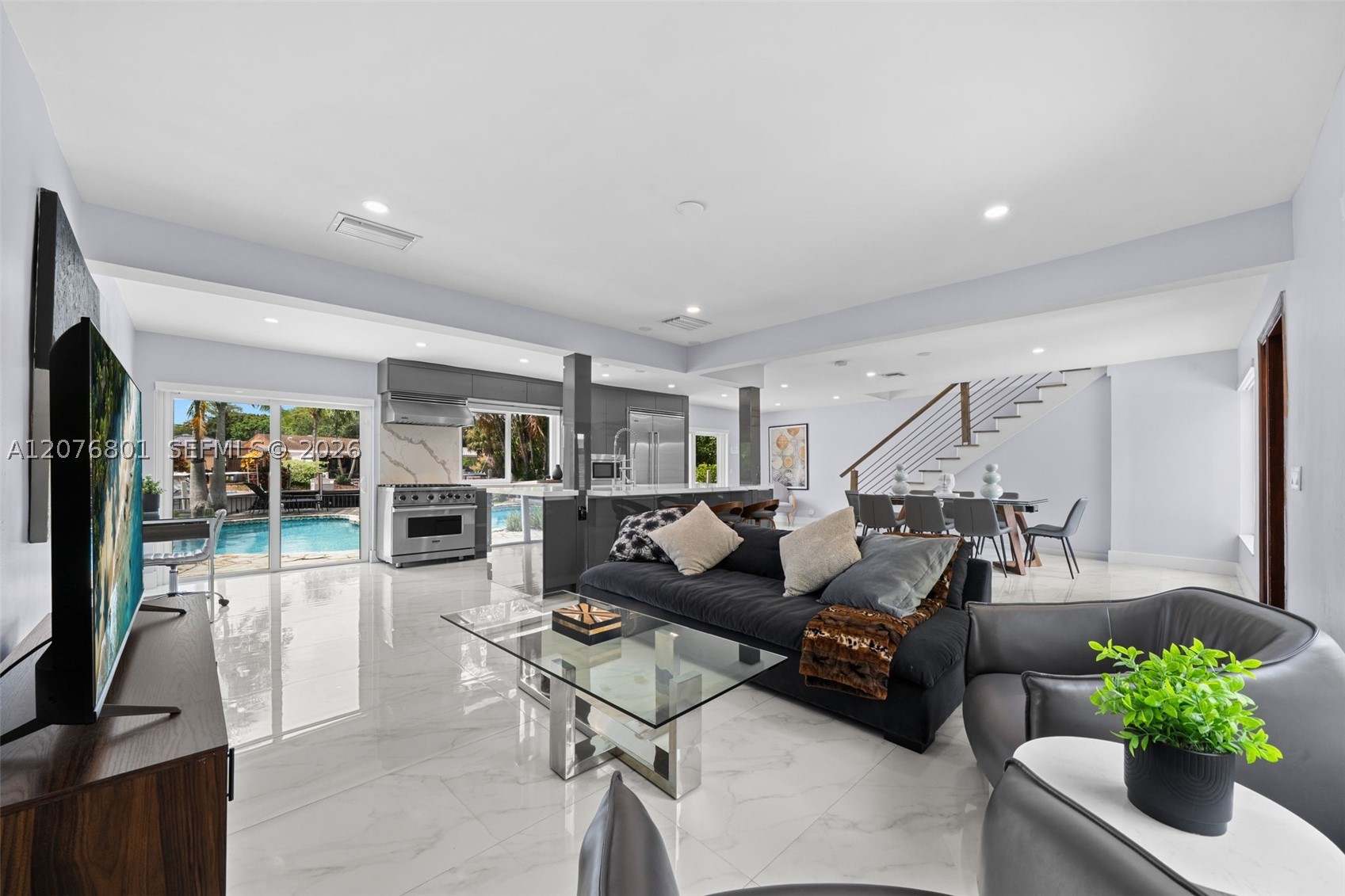 1617 SW 17th Ave Fort Lauderdale, FL 33312