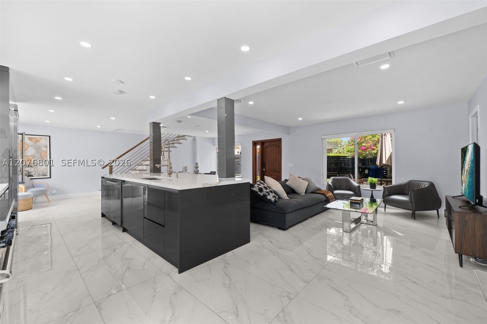 1617 SW 17th Ave Fort Lauderdale, FL 33312