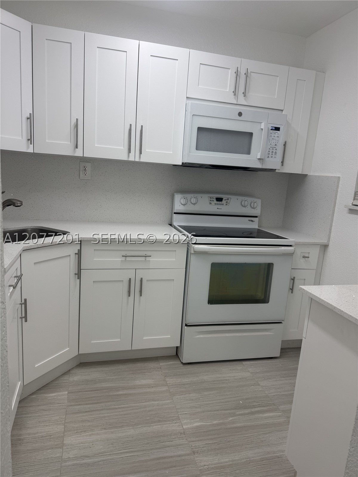 17255 SW 95th Ave #211 Palmetto Bay, FL 33157