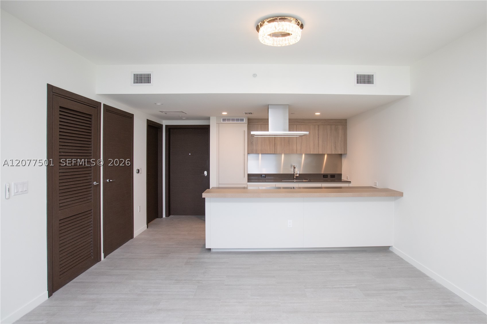 image Brickell Flatiron2