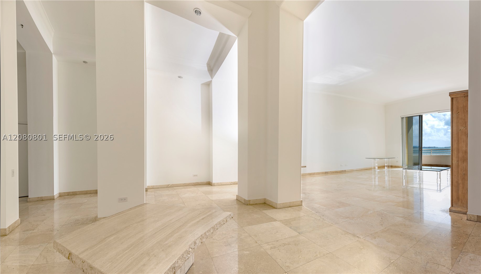 808 Brickell Key Dr #404 Miami, FL 33131