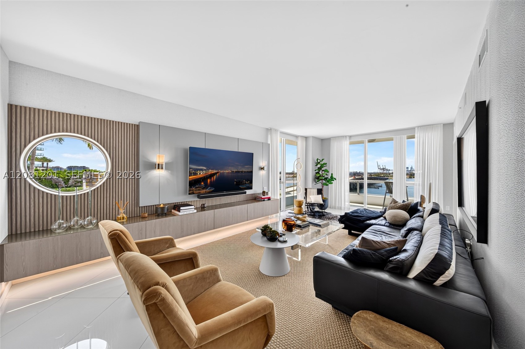 520 West Ave #601