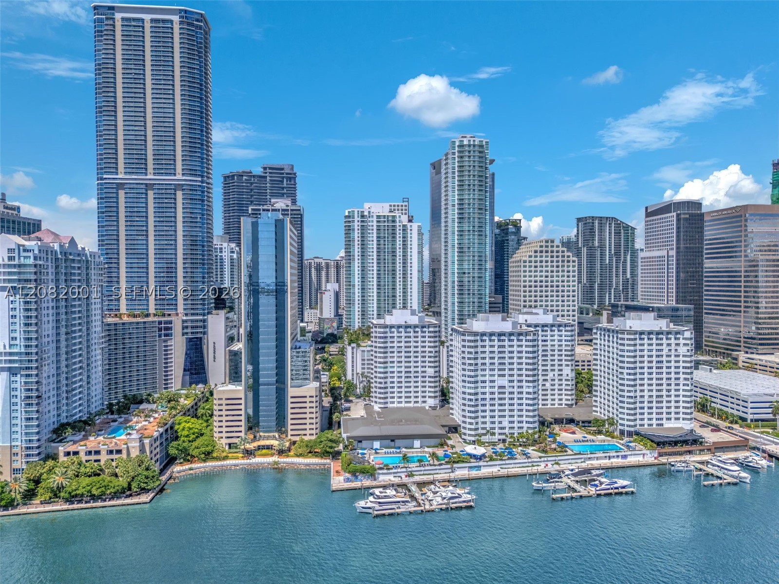 951 Brickell Ave #2403