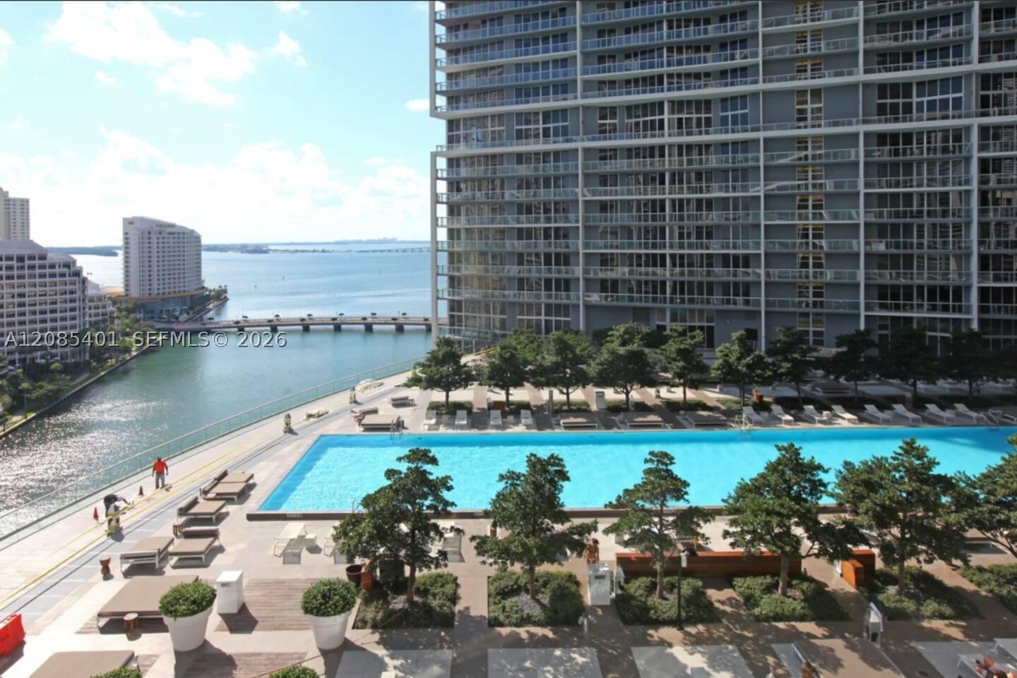 485 Brickell Ave #2006