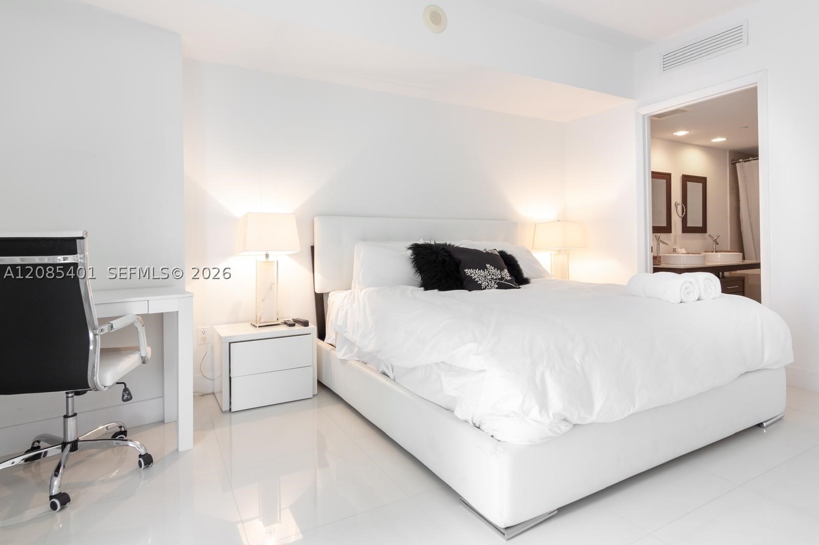 image Icon Brickell III (W Miami)22