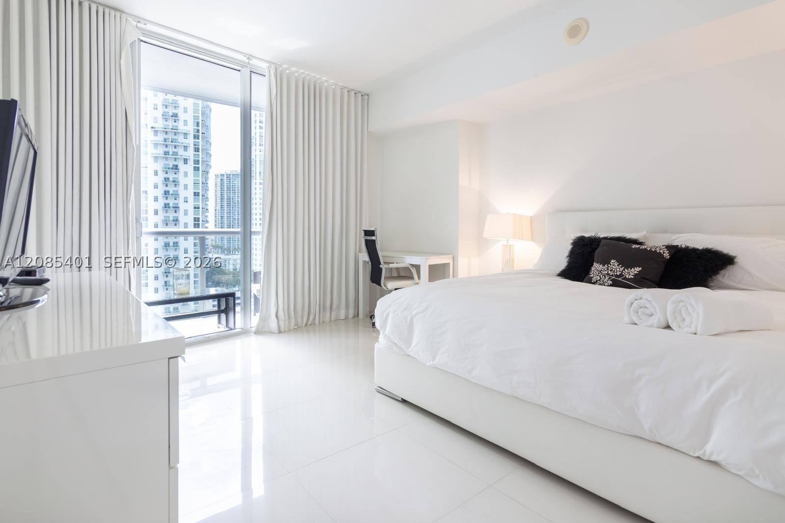 image Icon Brickell III (W Miami)23