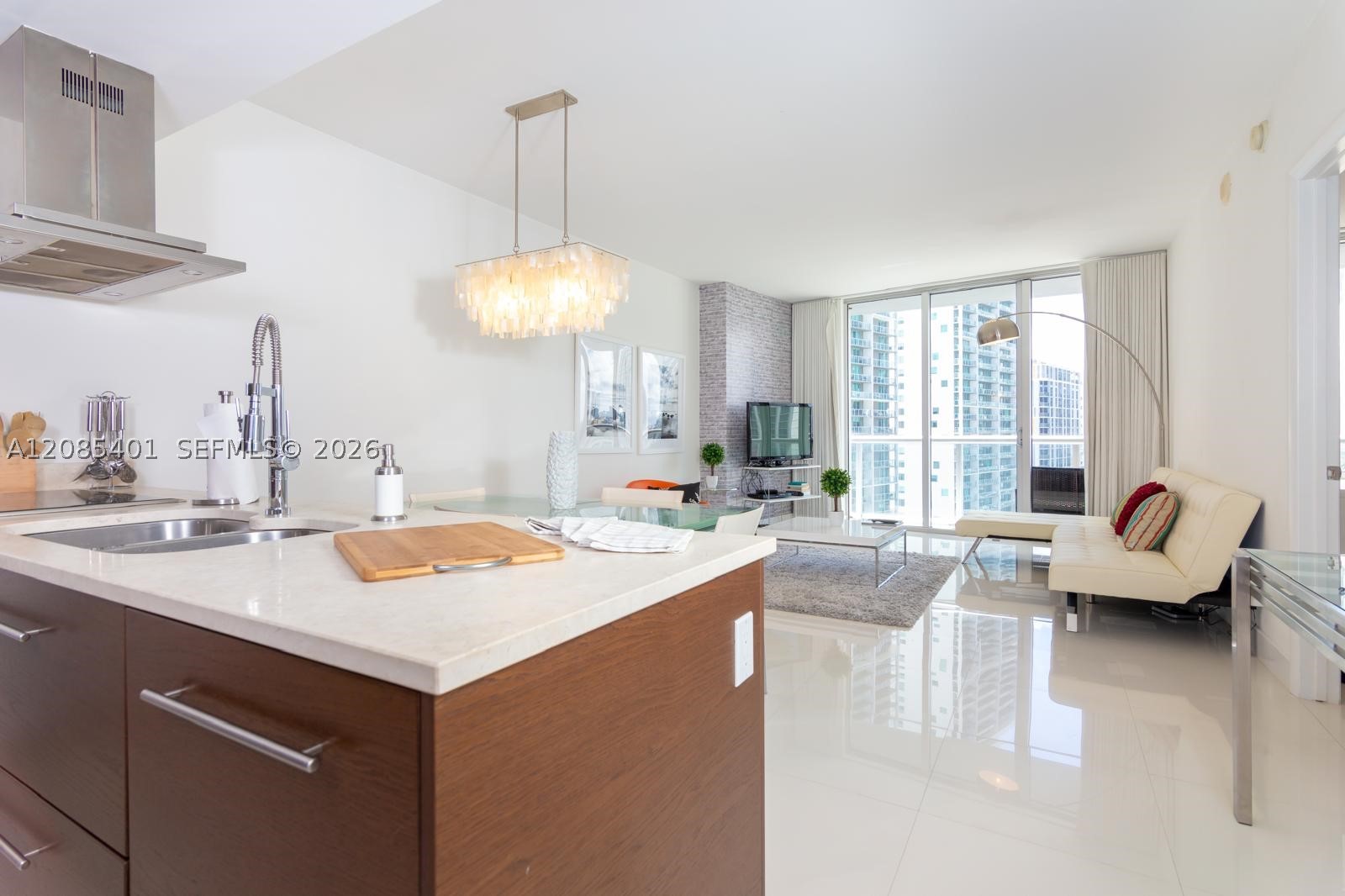 image Icon Brickell III (W Miami)3