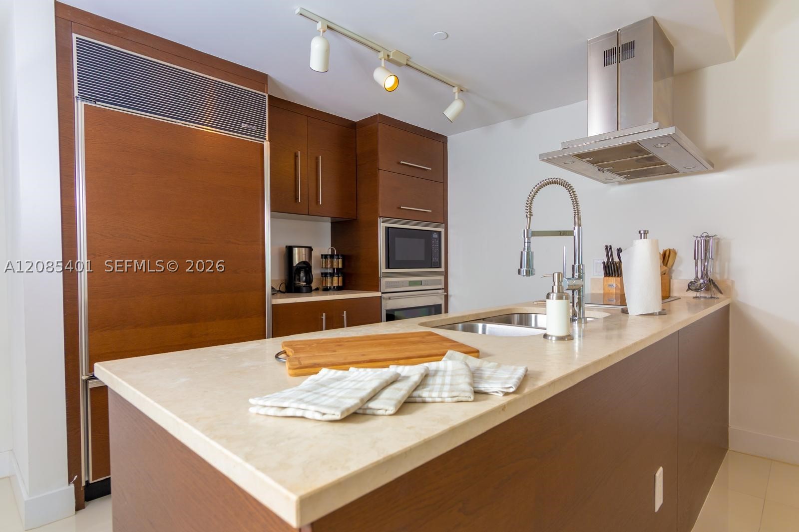 image Icon Brickell III (W Miami)8