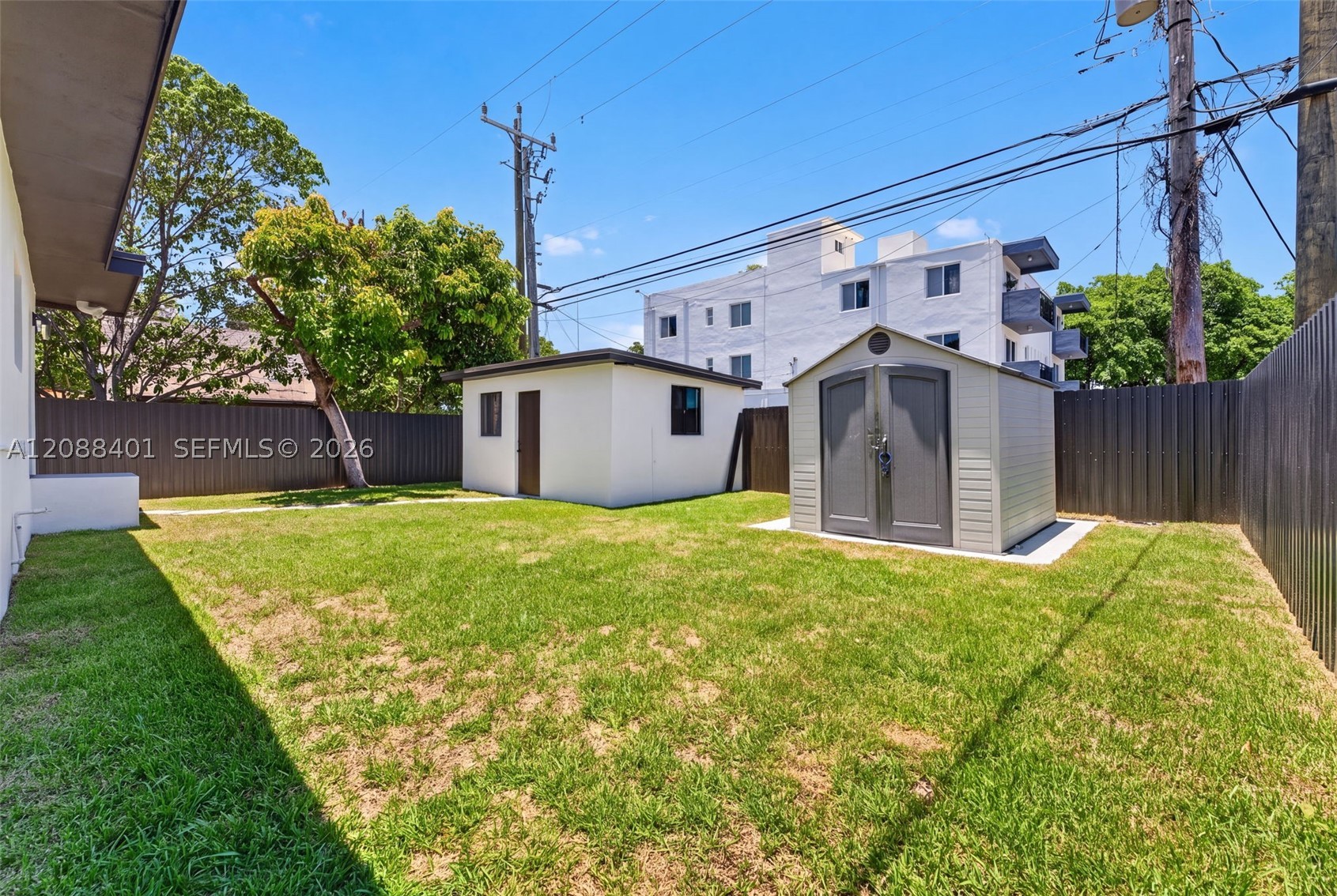 1861 SW 22nd Ter Miami, FL 33145