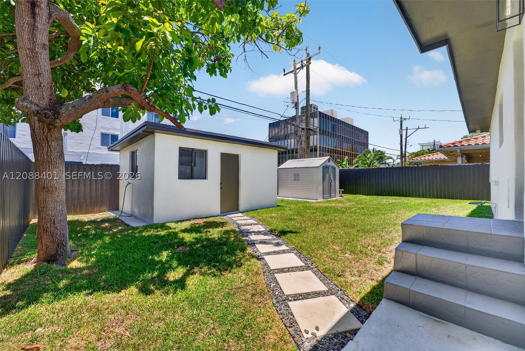1861 SW 22nd Ter Miami, FL 33145