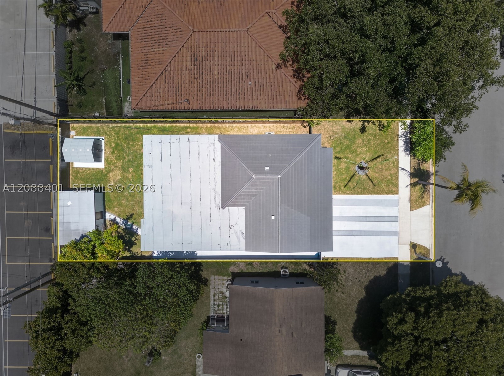 1861 SW 22nd Ter Miami, FL 33145