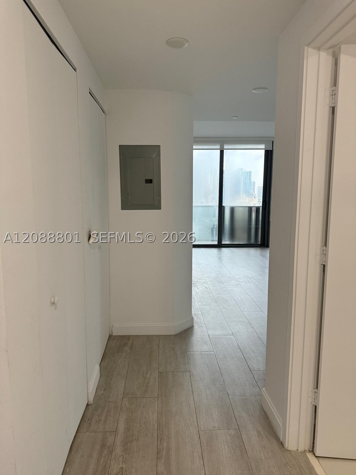 image Brickell Heights West4