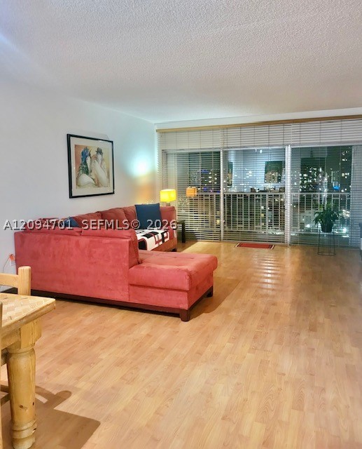 image Arlen House West1