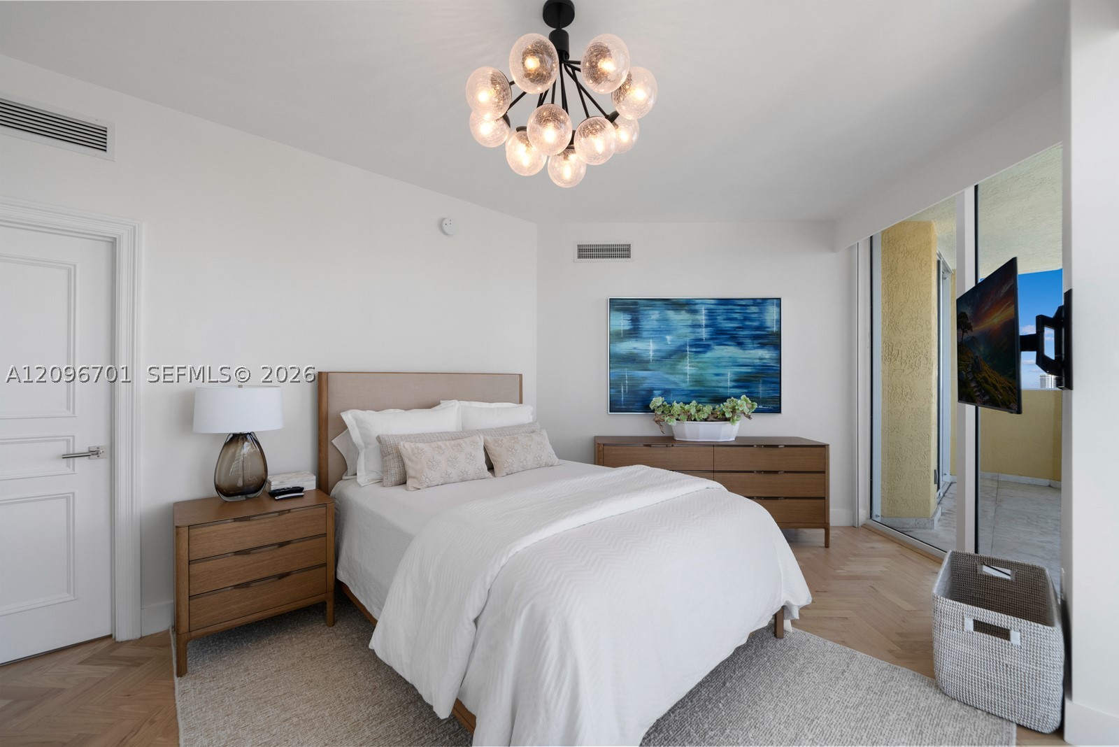 image Acqualina Residences27