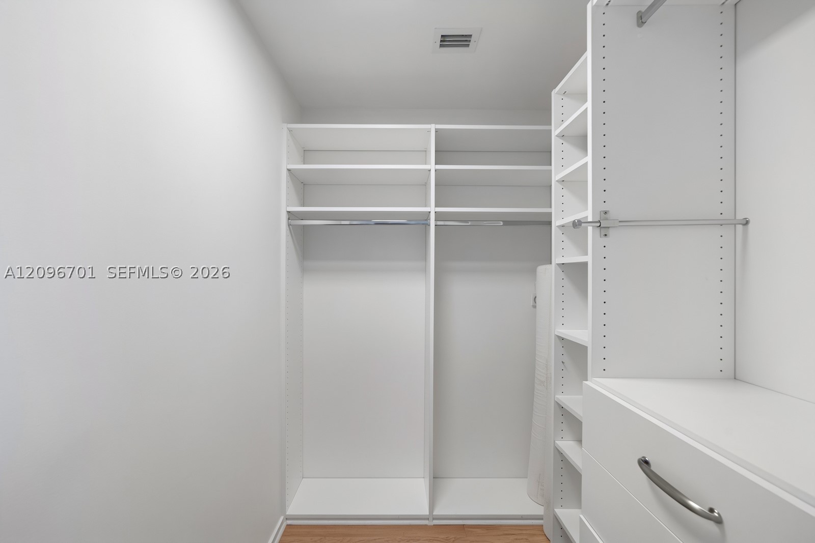 image Acqualina Residences29