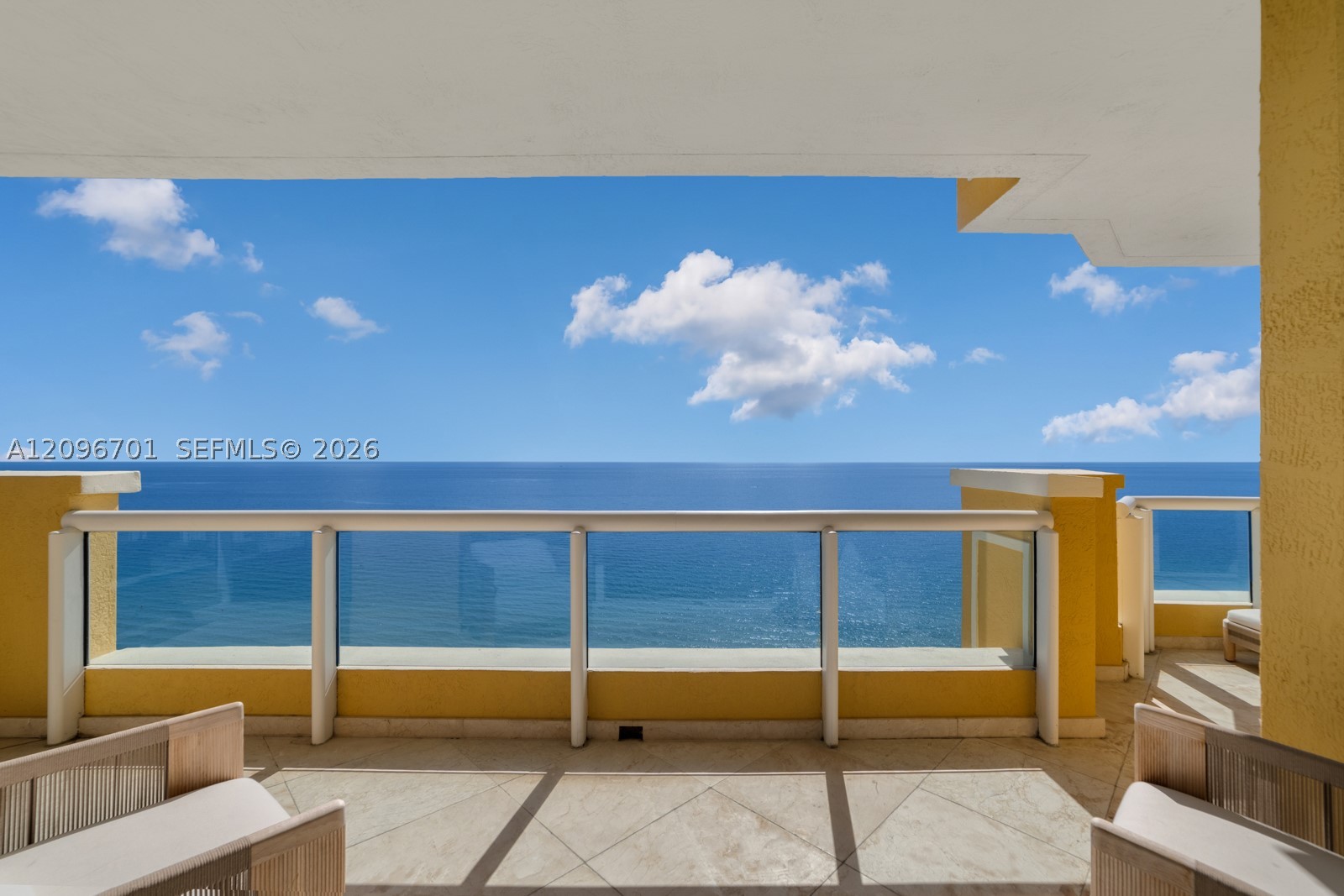 image Acqualina Residences36