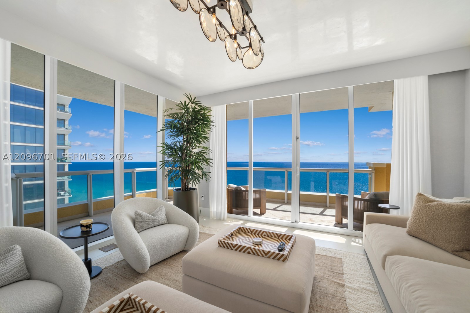 image Acqualina Residences7