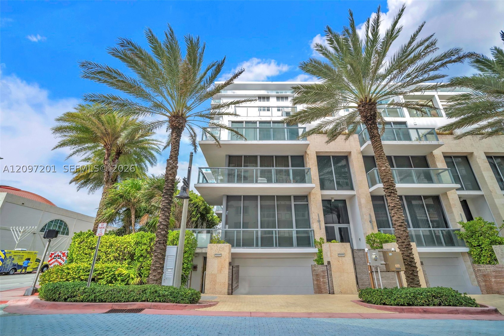 9501 Collins Ave #1