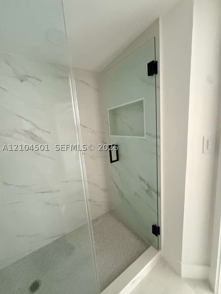 19101 NE 36th Ct #1005 Aventura, FL 33180