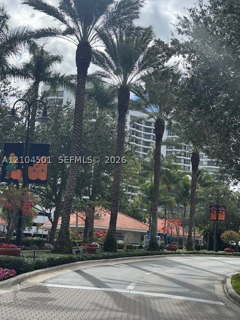 19101 NE 36th Ct #1005 Aventura, FL 33180