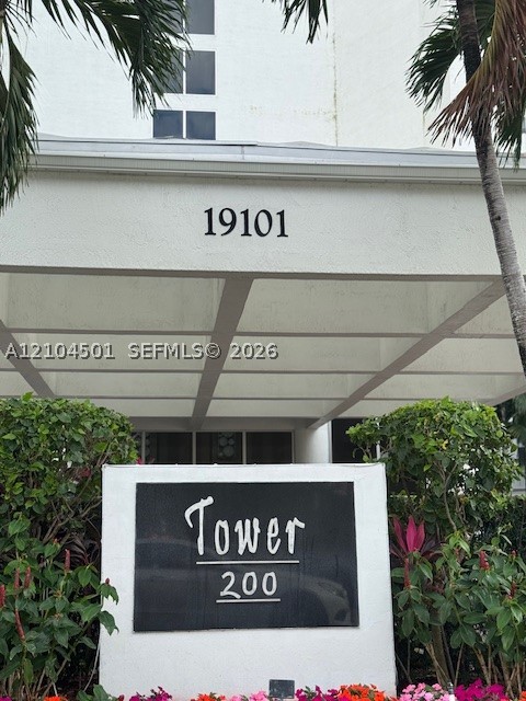 19101 NE 36th Ct #1005 Aventura, FL 33180