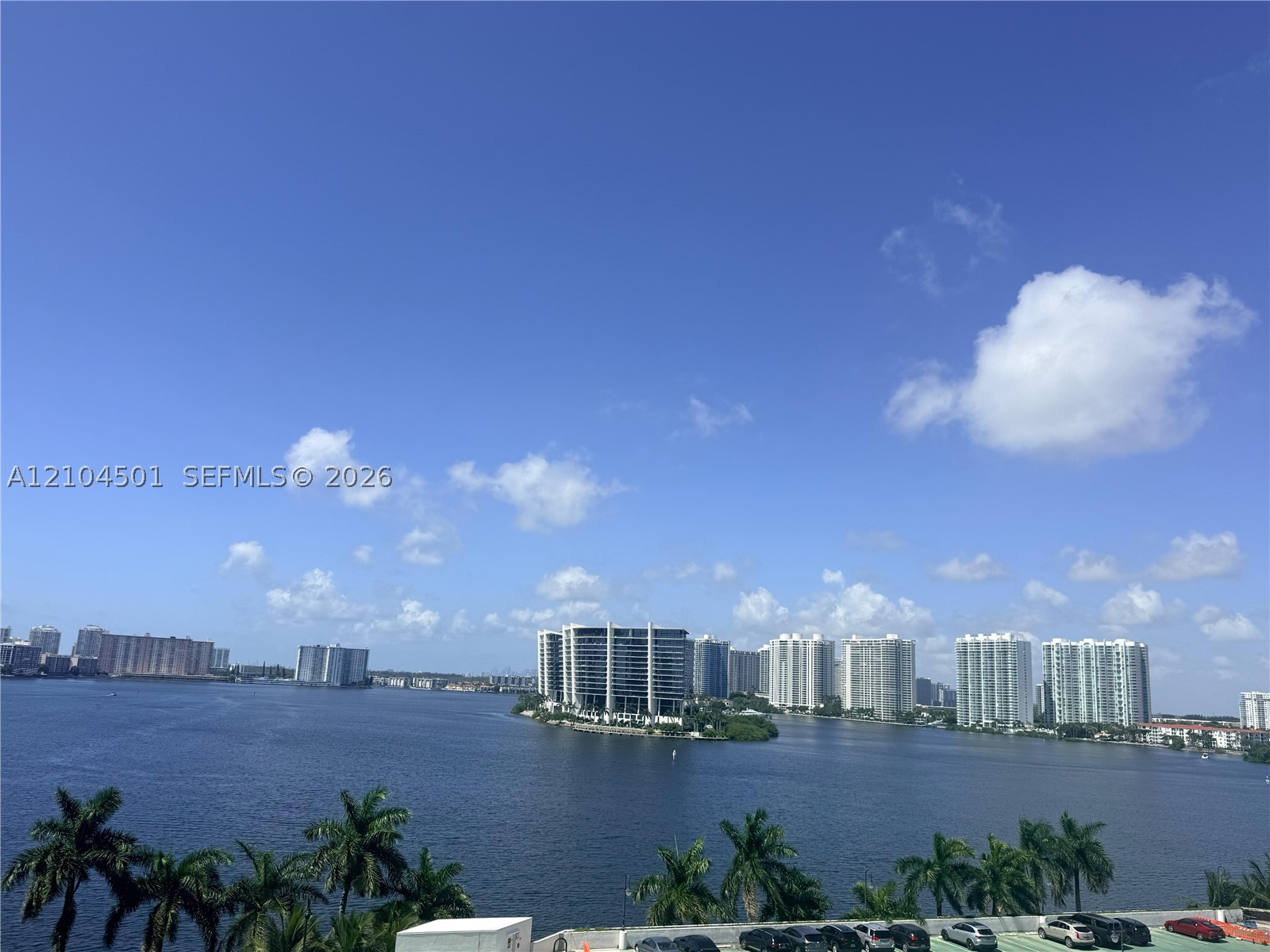 19101 NE 36th Ct #1005 Aventura, FL 33180