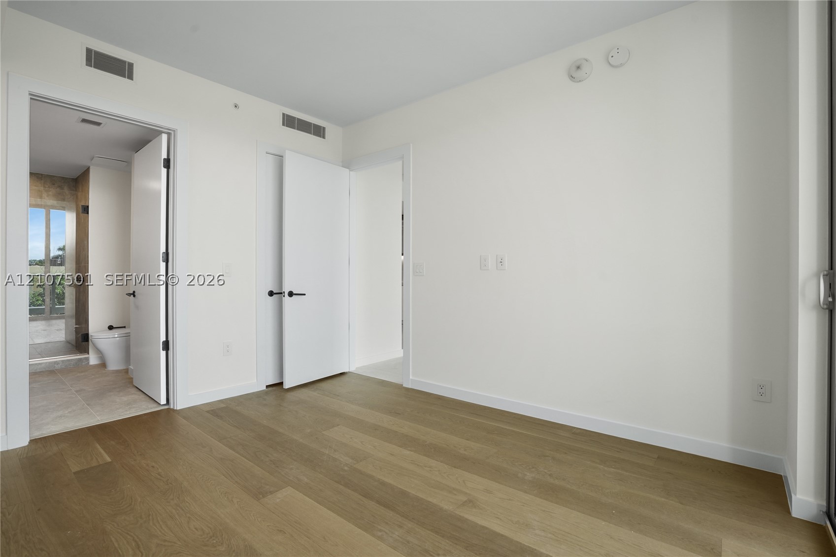 2200 Brickell Ave #317 Miami, FL 33129