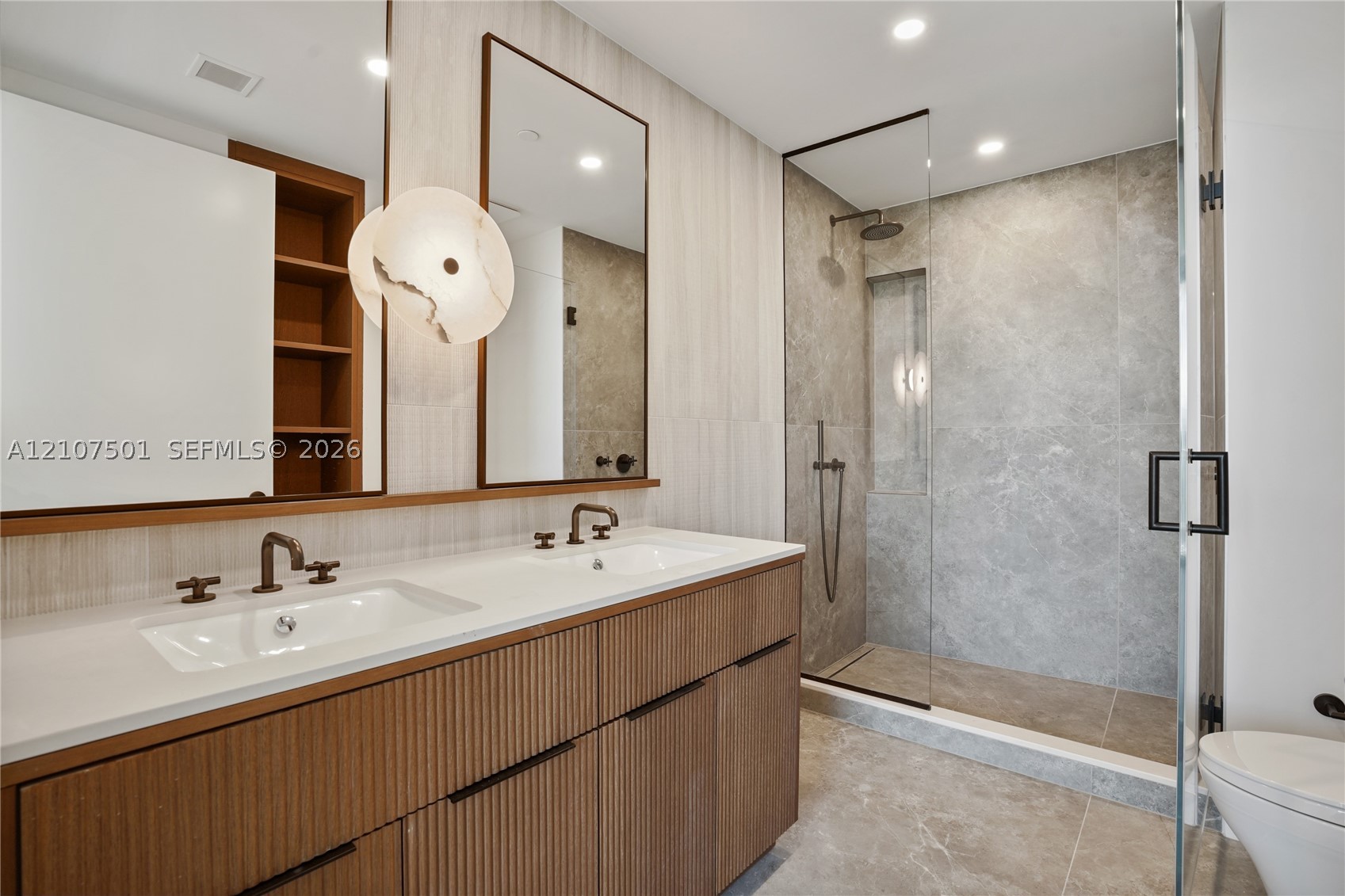 2200 Brickell Ave #317 Miami, FL 33129
