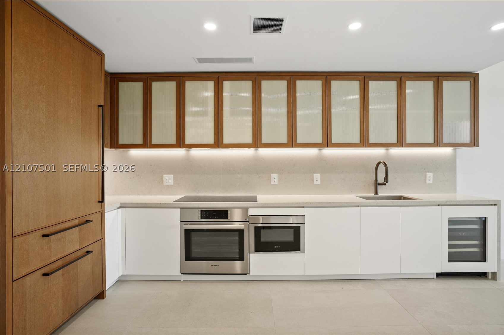 2200 Brickell Ave #317 Miami, FL 33129