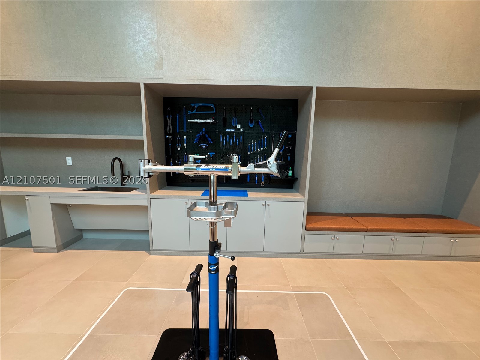 2200 Brickell Ave #317 Miami, FL 33129