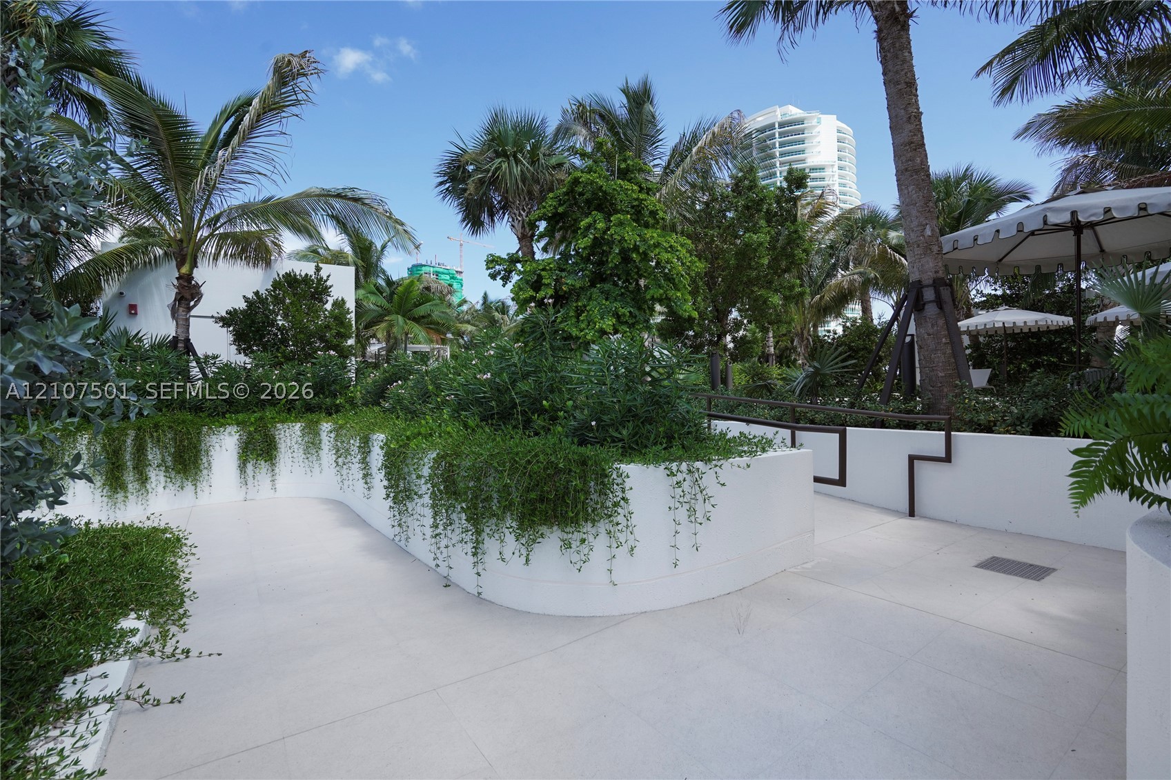 2200 Brickell Ave #317 Miami, FL 33129