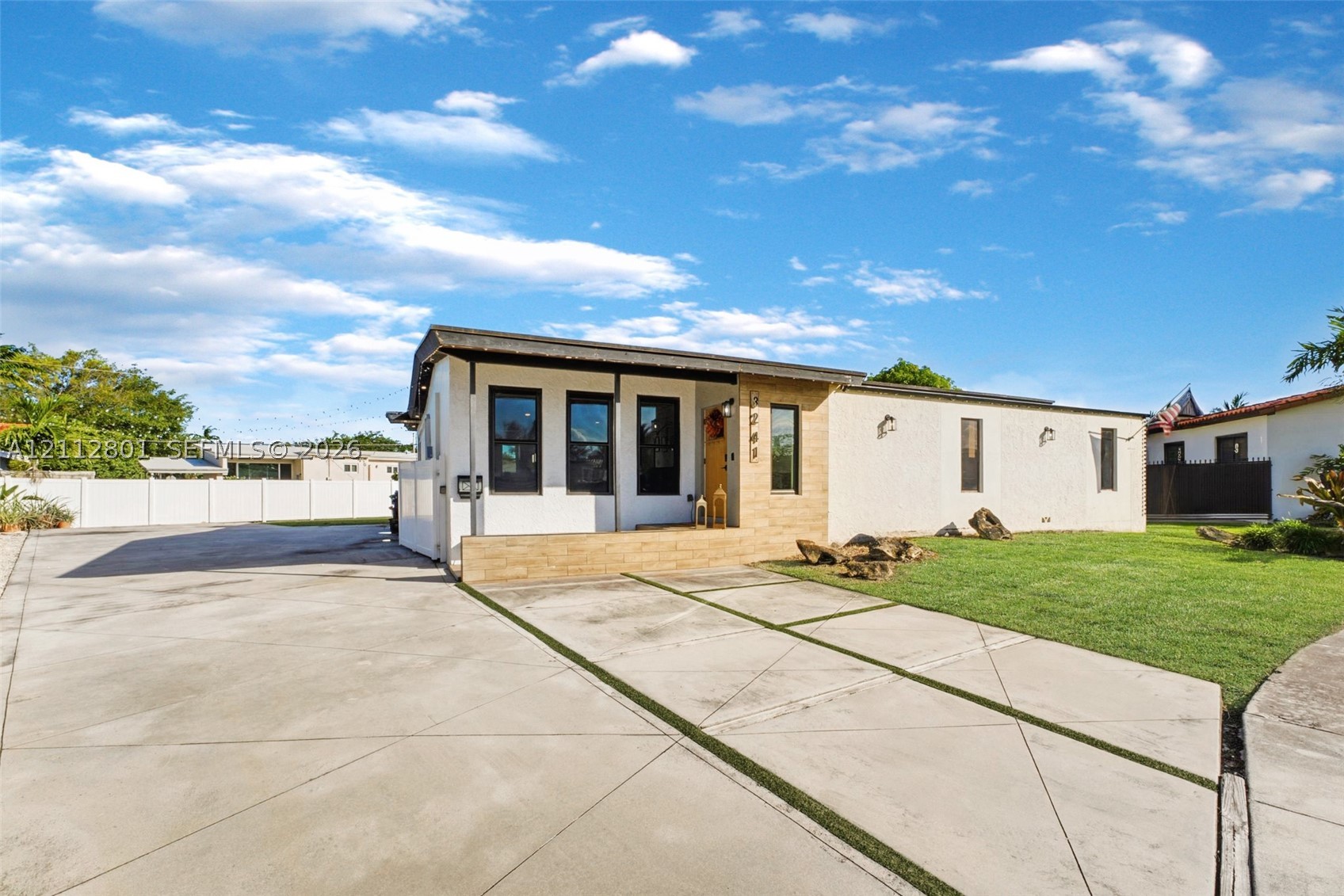 3241 SW 84th Ct