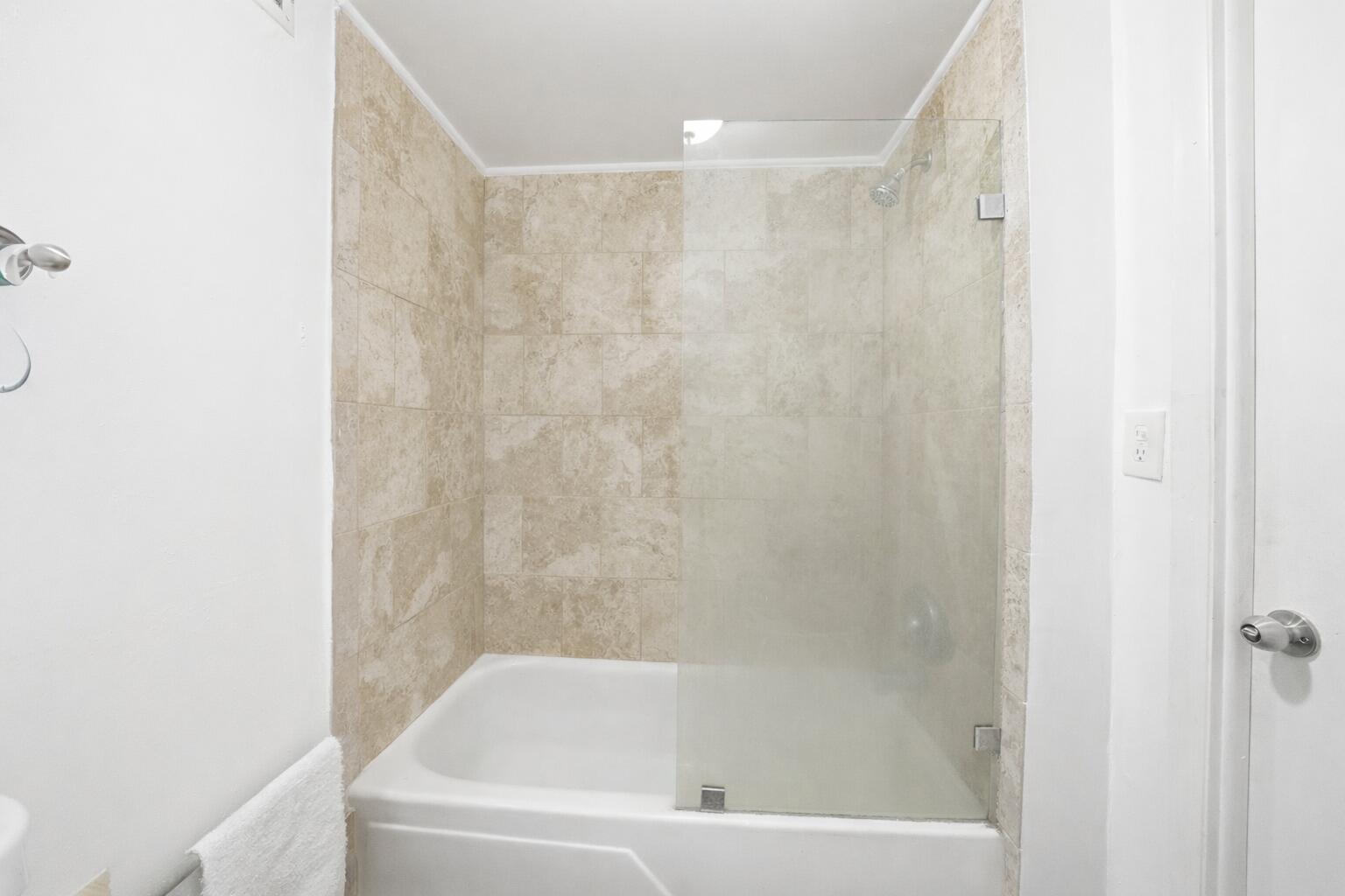 16850 S Glades #2g North Miami Beach, FL 33162