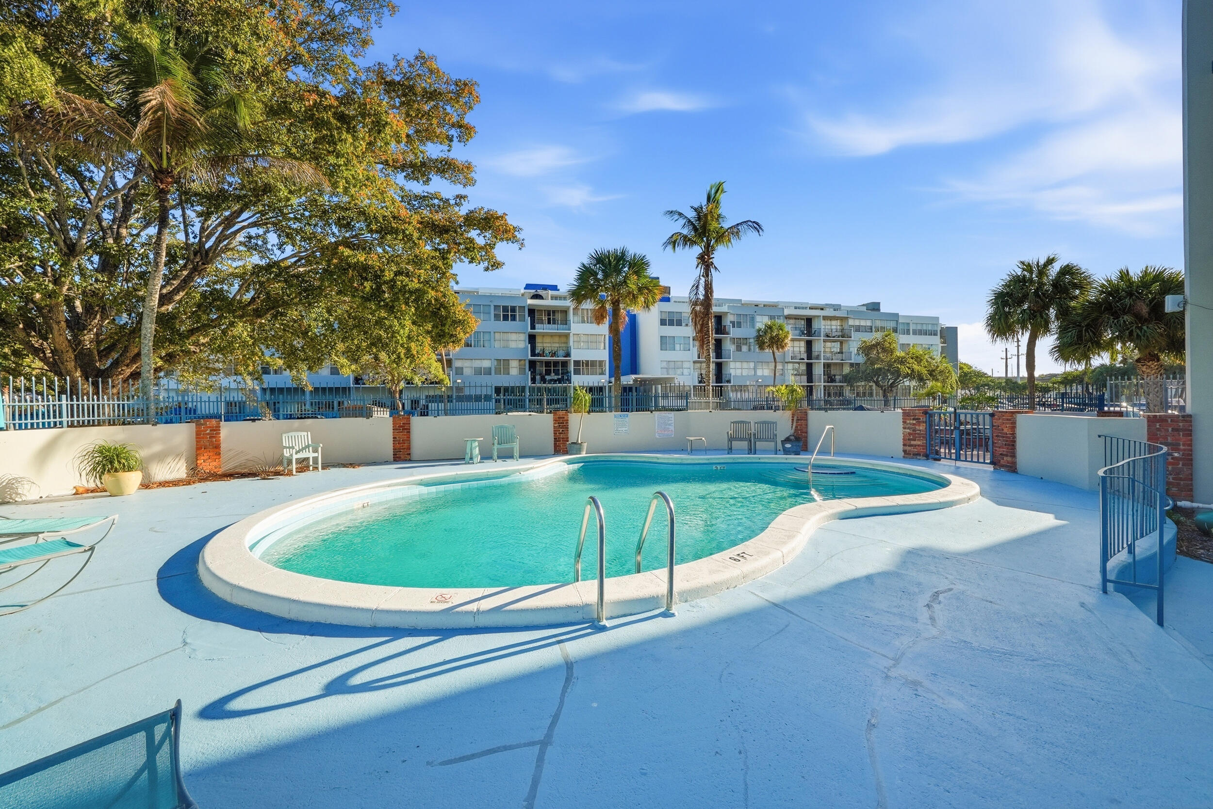 16850 S Glades #2g North Miami Beach, FL 33162